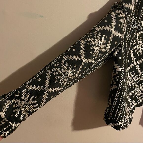 Who What Wear Black & White Patterned Fringe Trim Jacket Medium - Picture 4 of 7